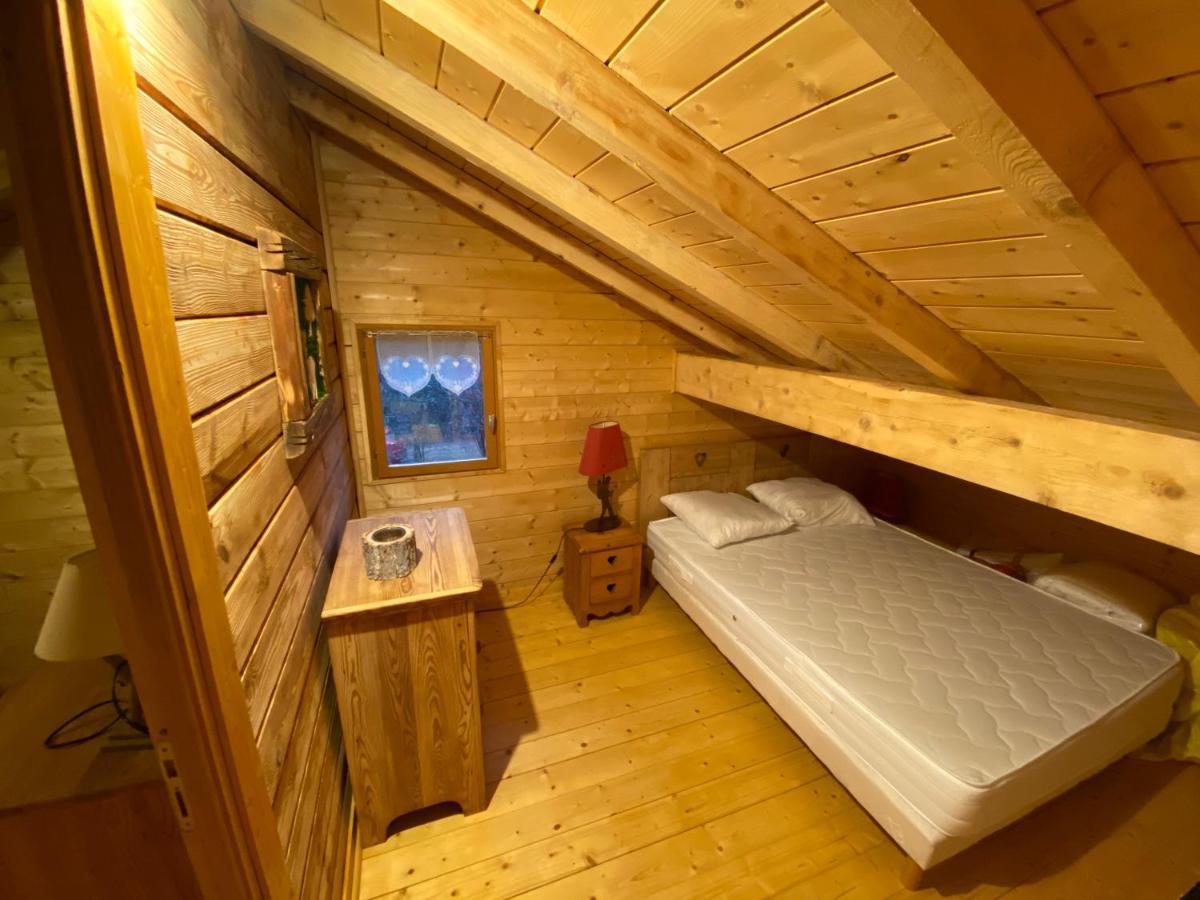 Le Refuge Des Marmottes Villa Saint-Laurent-du-Jura Dış mekan fotoğraf
